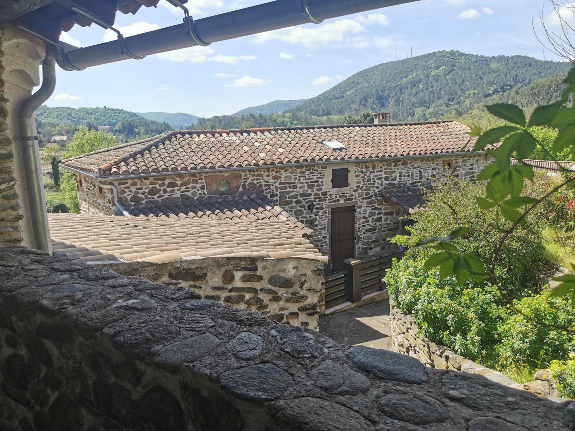 Mes Maisons Gardoises, Two Gites Sleeping 13 With Two Private Pools, Kids Room, Laundry, Disco, Free Wifi, Linen And Dog'S Are Welcome Gagnières 外观 照片